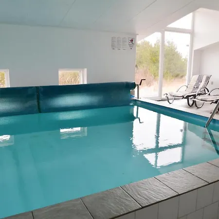 Lovely In With Indoor Swimming Pool *